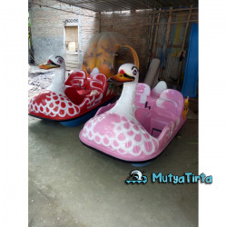 Supplier Perahu Angsa Fiberglass Wahana Wisata Air