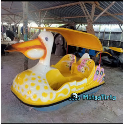 Supplier Perahu Angsa Fiberglass Perahu Wisata